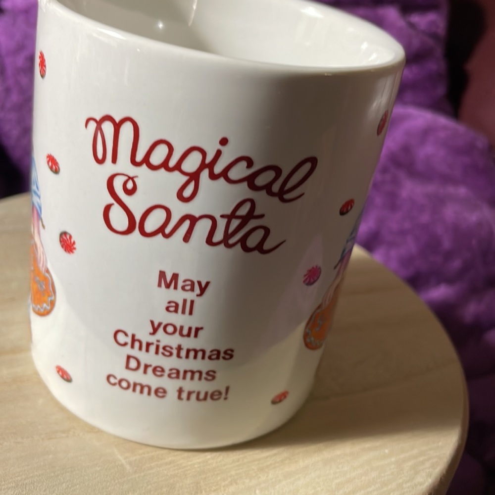 Magical Santa mug with small chip on rim - Picture 2 of 10